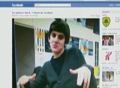 Ragazzo gay si suicida perchè deriso su facebook Paperblog