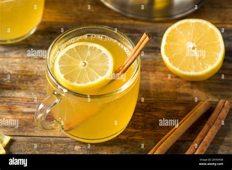 Hot Toddy Drink Hi Res Stock Photography And Images Alamy