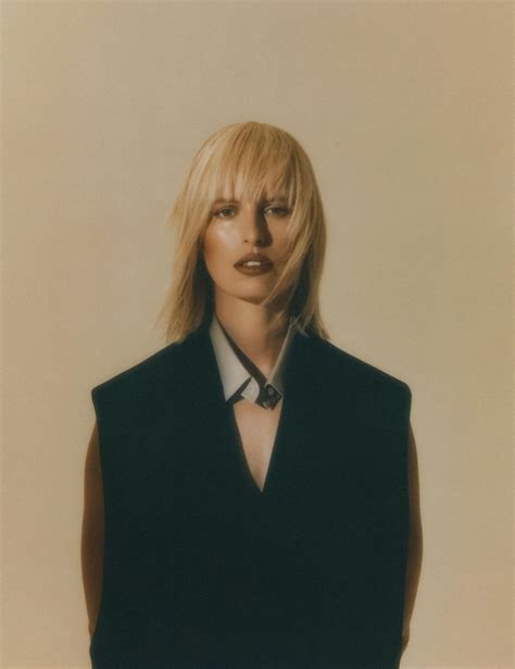 Karolina Kurkova In Neutral Menswear Style Vogue Czech June — Anne Of