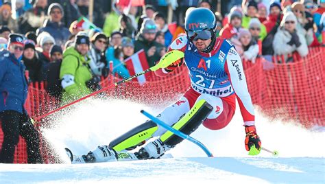 Straßer gewinnt Slalom Kitzbühel Manuel Feller verpasst das Podest