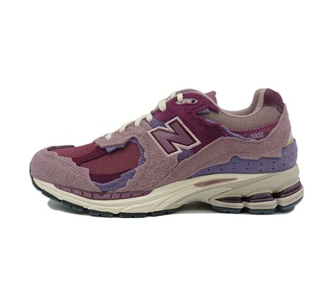 New Balance 2002r Protection Pack Pink Online Kaufen