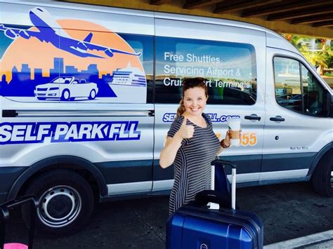 how much does it cost to park at fll airport