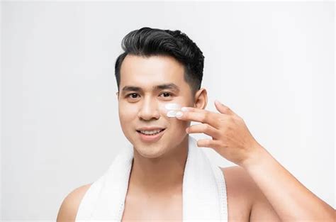 Produk Skincare Pria Yang Sesuai Kebutuhan Dan Jenis Kulit