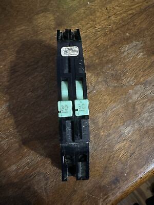 ZINSCO SYLVANIA GTE RC38 30 2 Pole Circuit Breaker W 240V Pin