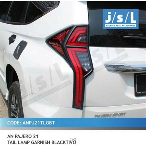 Jual Garnish Belakang Tail Lamp Pajero Sport Black Exclusive