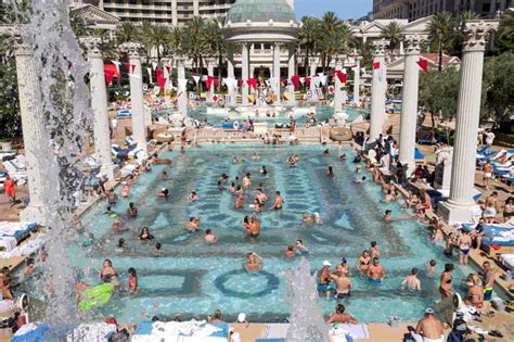 Garden of the Gods Pool Oasis at Caesars Palace | Way to Vegas ...