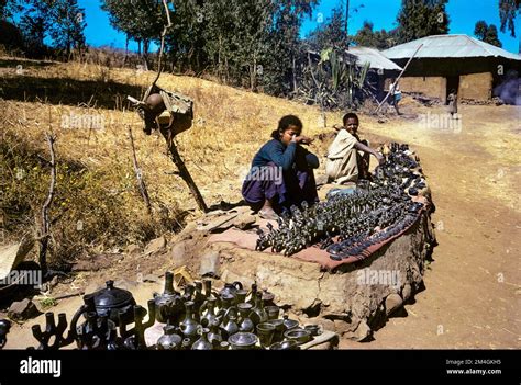 Ethiopian Jewish Women Hi Res Stock Photography And Images Alamy