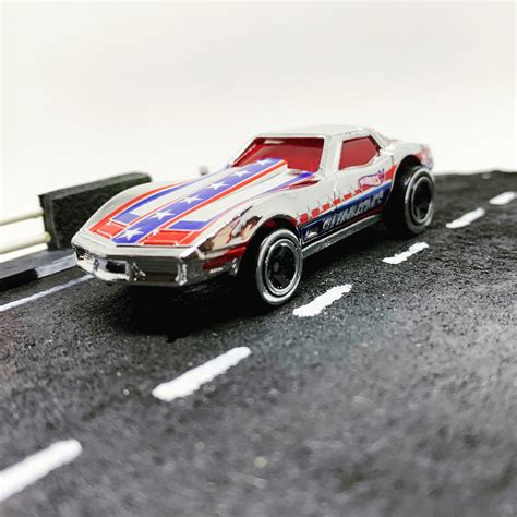 JULIAN S HOT WHEELS BLOG Corvette Stingray G Case Regular Treasure Hunt Super Chromes