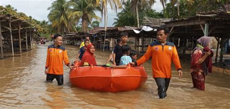 4 Kecamatan Di Aceh Singkil Terendam Banjir Hingga 1 Meter