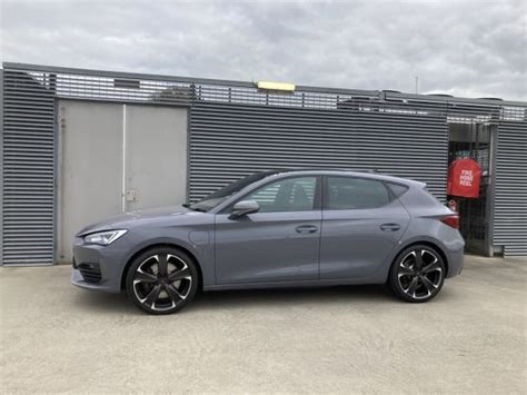 Cupra Leon Hybrid 2023 Review Vze Electrified Compact Hatch With