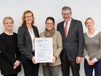 Zentrum Famili Rer Brust Und Eierstockkrebs Zertifiziert Uniklinik K Ln