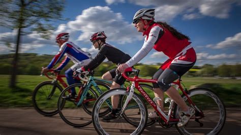 Tour De France Ruhrgebiets Radler Sind Als Erste In Paris