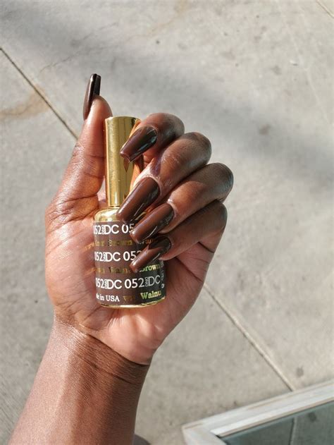 Brown Nails On Darkskin Fall Gel Nails Dnd Gel Nail Polish Dnd Nail