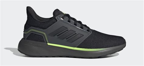 Зимние кроссовки adidas - ТОП моделей на зиму этого сезона