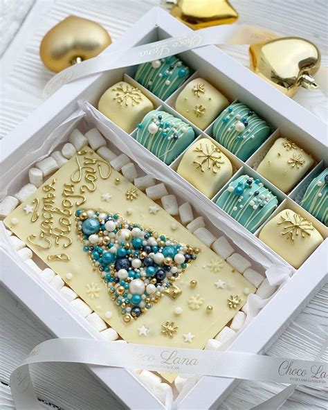 New year chocolate | Шоколад, Сладости в шоколаде, Шоколадные украшения