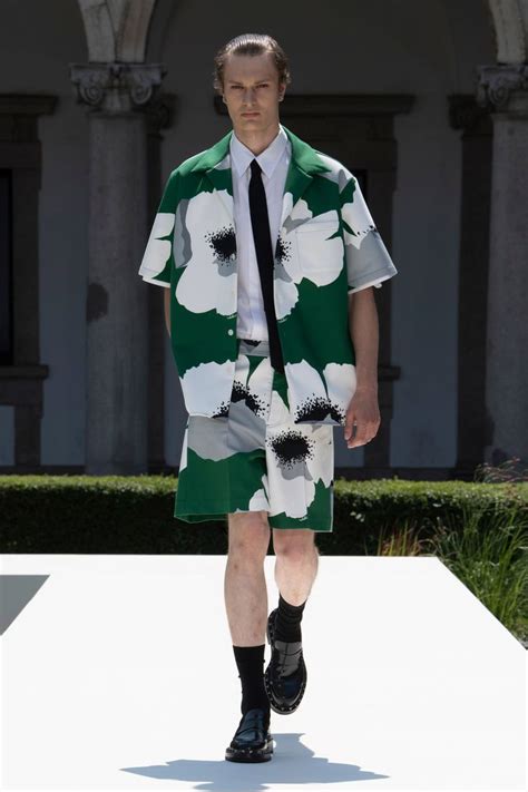 Valentino Spring Menswear Collection Semana De Moda Masculina