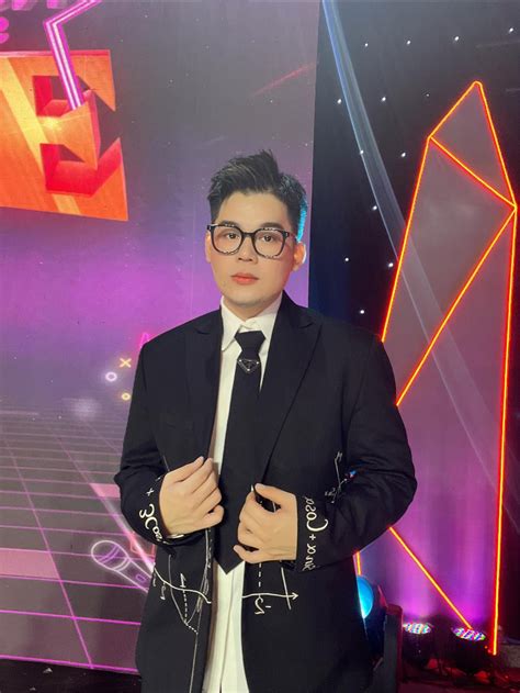 Hot TikToker Long Chun Nếu mình không phải đồng tính thì có lẽ bố vẫn còn sống