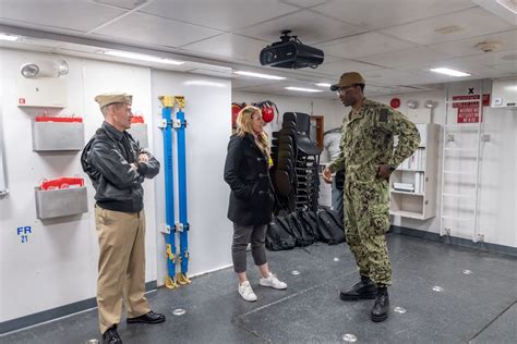 Dvids Images The Honorable Meredith Berger Visits The U S Naval