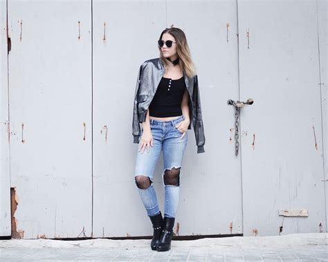 Introducir Imagen Outfit Con Botas Negras Cortas Y Jeans Abzlocal Mx