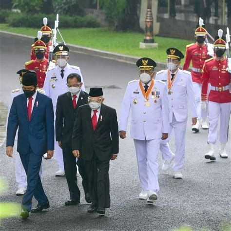 Presiden Jokowi Lantik Gubernur Beserta Wakil Gubernur Kalimantan Utara