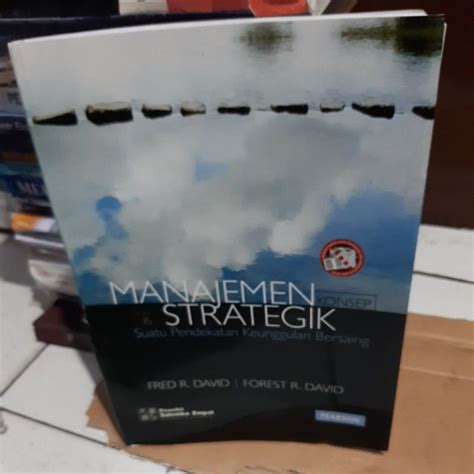 Jual Manajemen Strategik Edisi 15 Fred David Shopee Indonesia