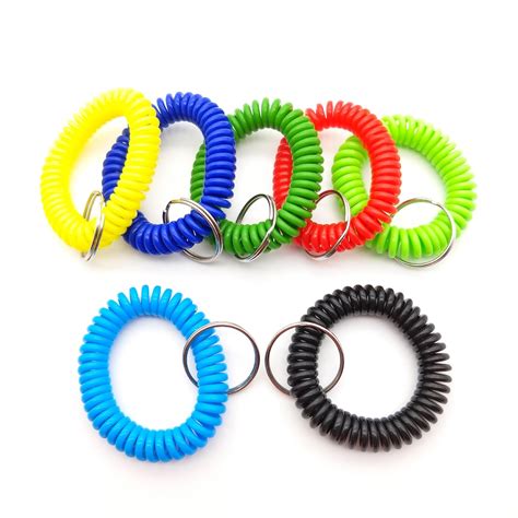 2021 Wrist Coil Keychains Eva Plastic Spring Spiral Key Ring Stretch Wristband Keyring Chain