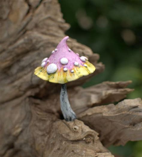 Make Your Fairie Garden Ready With DIY Mushrooms To Make Yourself