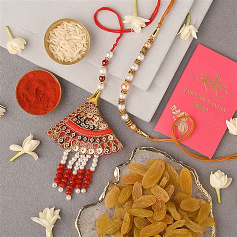 Buy Send Vibrant Bhaiya Bhabhi Rakhi Set Raisin Online Fnp