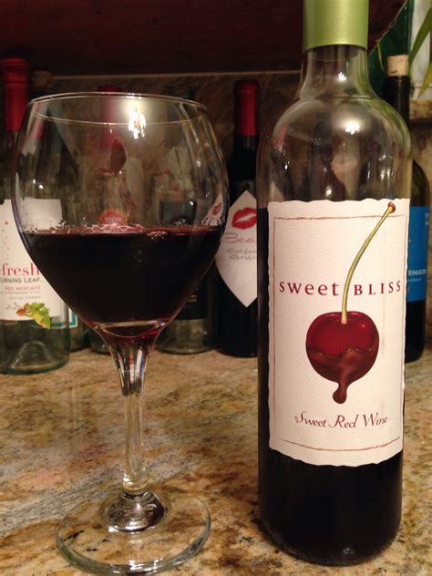 Pin By Stephanie Vela On Fooddrinks Sweet Red Wines Wine Drinks