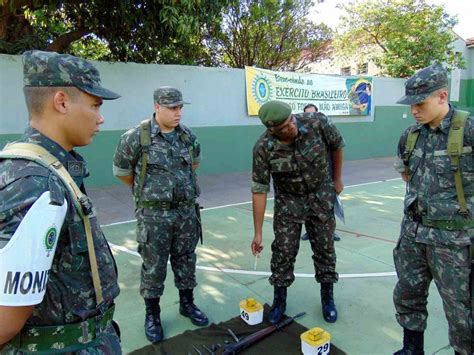 Prefeito Acompanha Visita De Orienta O T Cnica No Tiro De Guerra