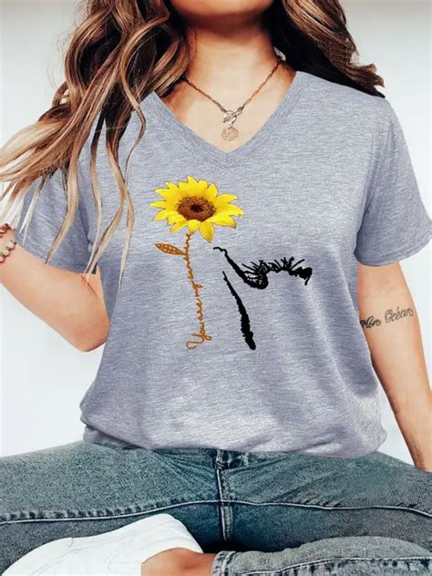 Sunflower Print V Neck T Shirt Casual Short Sleeve T Shirt For Spring And Summer Women S