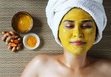 Секреты маски для лица из меда и куркумы | Mask for oily skin, Easy ...