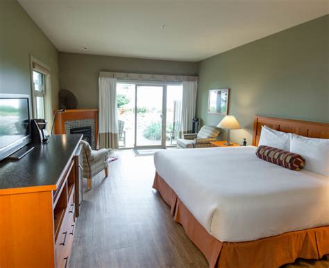 Long Beach Lodge Resort (Tofino): What to Know BEFORE You Bring Your Family