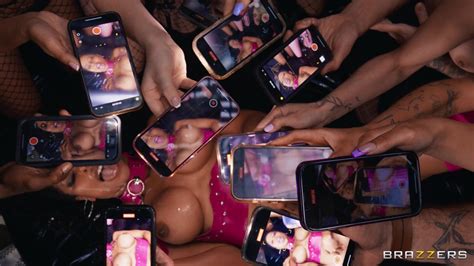 Kira Noir On Display Part 4 Porn Picture Gallery PornHat