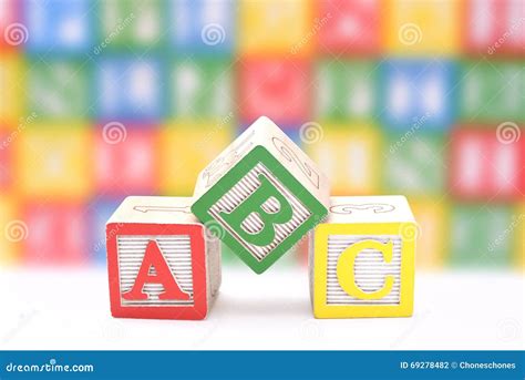 Blocos Do Abc Foto De Stock Imagem De Amarelo Fundamental 69278482