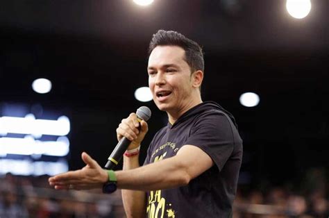 Pr Lucinho Barreto para o filho Você é gay então você vai ser gay comigo O Fuxico Gospel