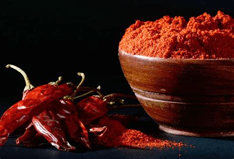 Копченая паприка: куда и в какие блюда стоить добавлять, как выбрать и ...