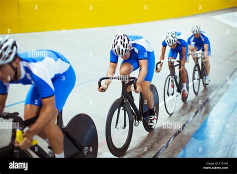Team hi-res stock photography and images - Alamy