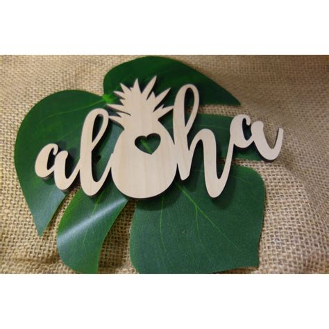 Aloha Pineapple Decorative Piece – Aloha Cuts / Aloha Overstock