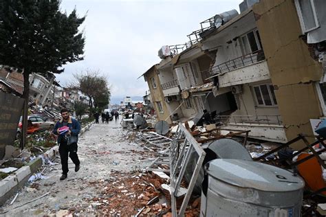 Deprem Sonras Nda Hatay Da Y K Lan Binalar Drone Ile G R T Lendi