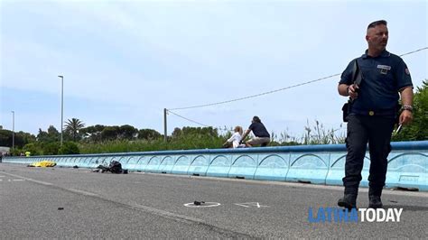 Latina Incidente In Via Del Lido Morto Un Ciclista Travolto Da Un Aito