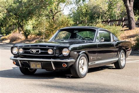 1966 Ford Mustang GT Fastback in Raven Black