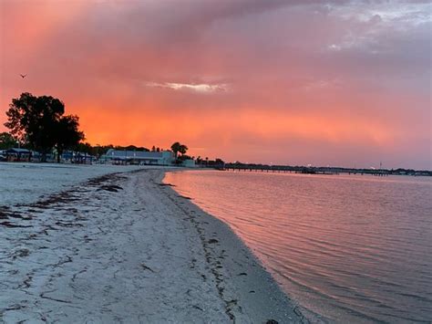 Gulport Municipal Beach Gulfport All You Need To Know Before You Go