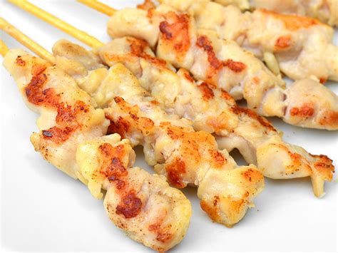 焼き鳥 鶏モモ串 もも串 10本入 1本30g やきとり 鶏肉 鶏もも 国産 冷凍 出産祝いなども豊富