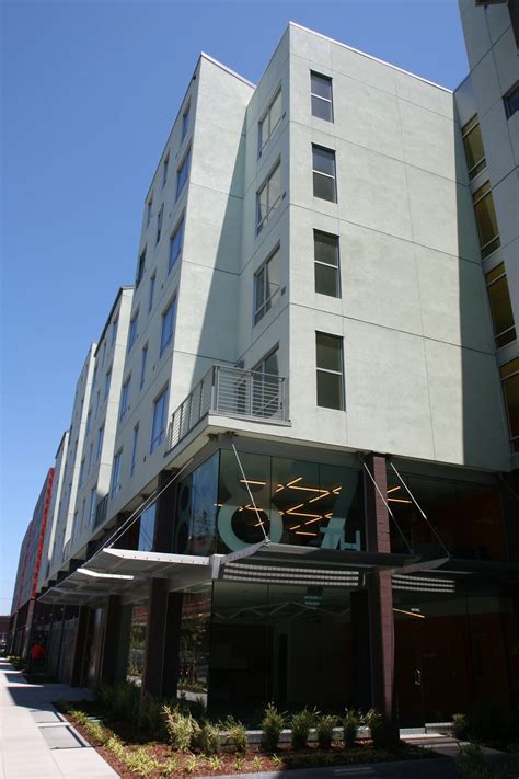 601 King Street Condominiums — James E. Roberts-Obayashi Corporation