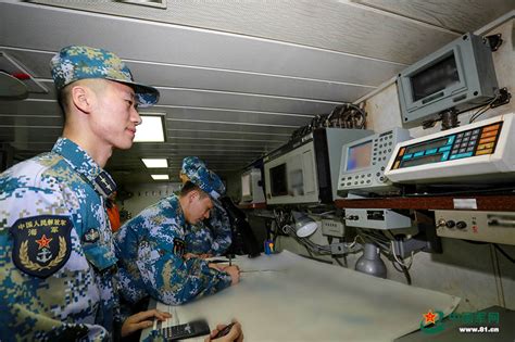 海上防空反导 舰艇编队上演“生死时速” 中国军网