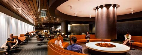 Airport lounges | Qantas US