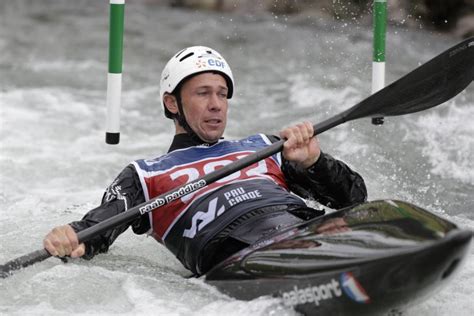 Coupe Du Monde Neveu En Bronze Prague Gargaud Finaliste Cano