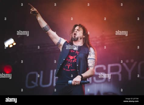 Geoff Tate Of Queensryche Hi Res Stock Photography And Images Alamy