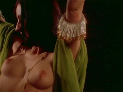 Arlana Blue Nude Pics Page